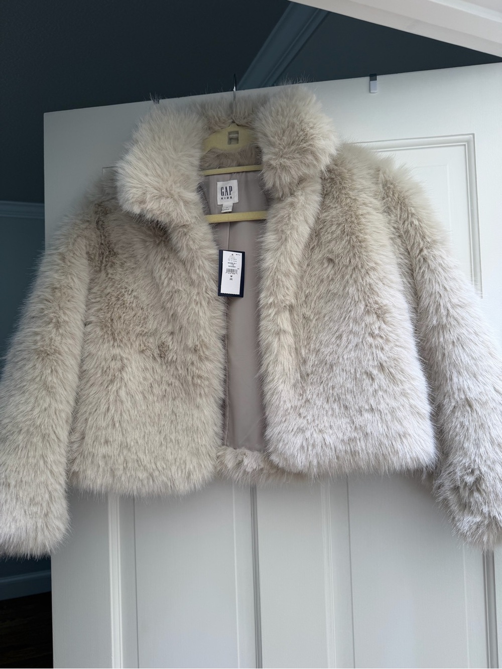 GAP Kids Faux Fur Jacket size M